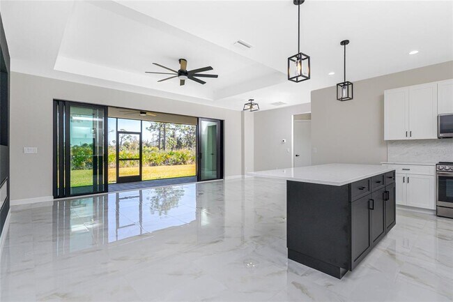 Building Photo - 242 Brig Cir W