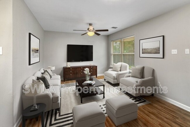 Building Photo - 2510 Sonnier St