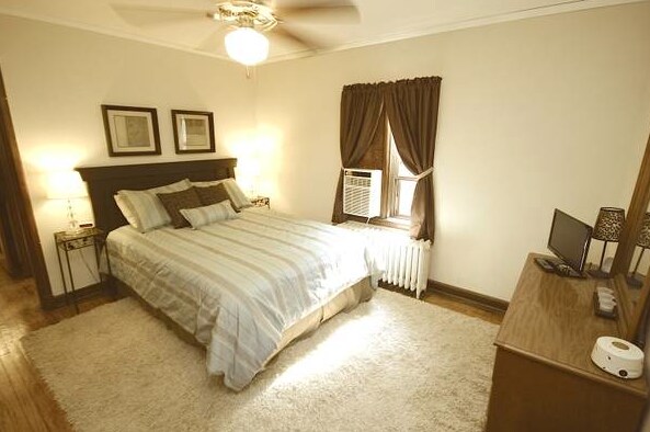 Bedroom - 1773 King Ave