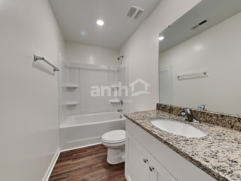 Building Photo - 1337 John Swann St