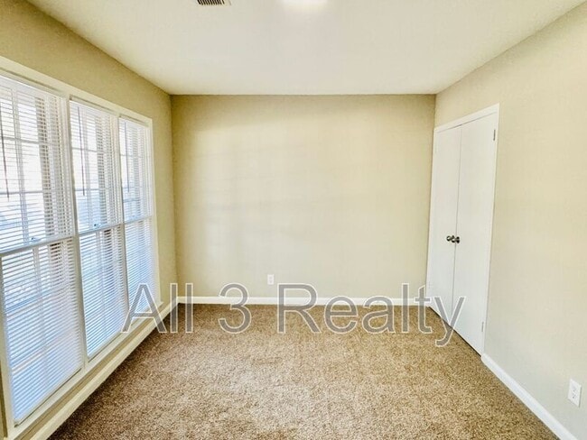 Building Photo - 3531 Edgefield Rd