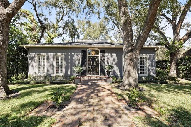 Building Photo - 3301 W Morrison Ave