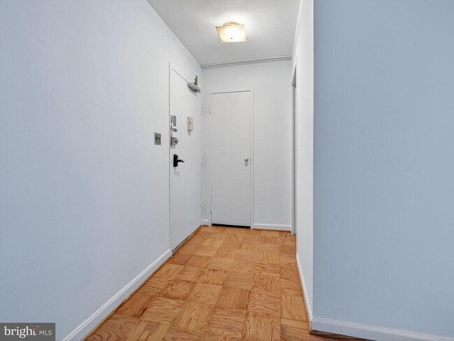 Primary Photo - 4600 Connecticut Ave NW