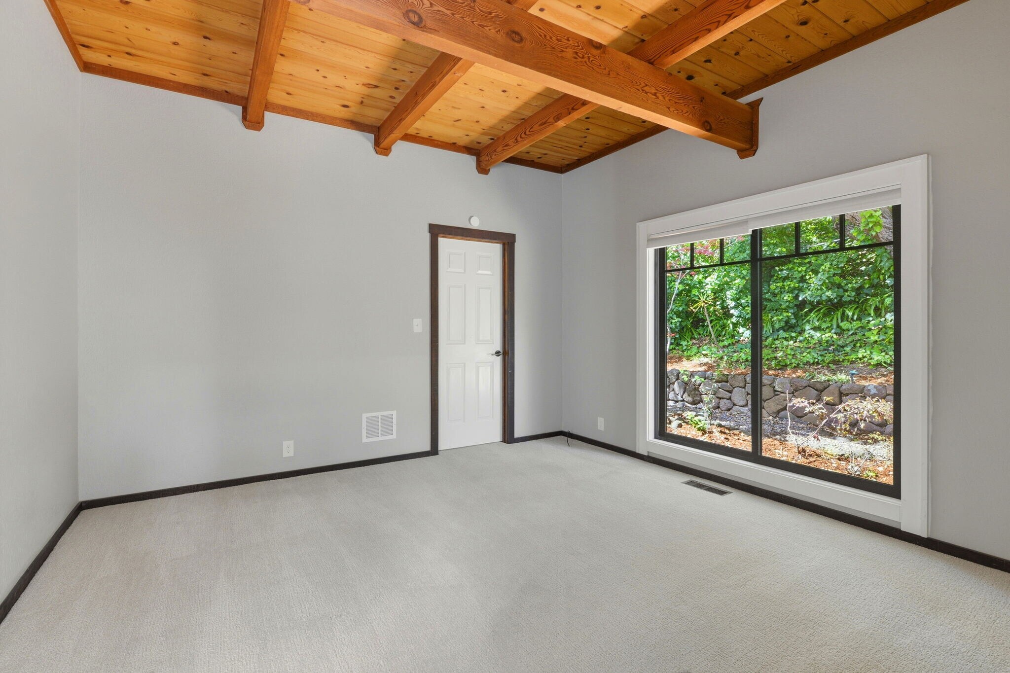 Building Photo - 158 Los Robles Dr