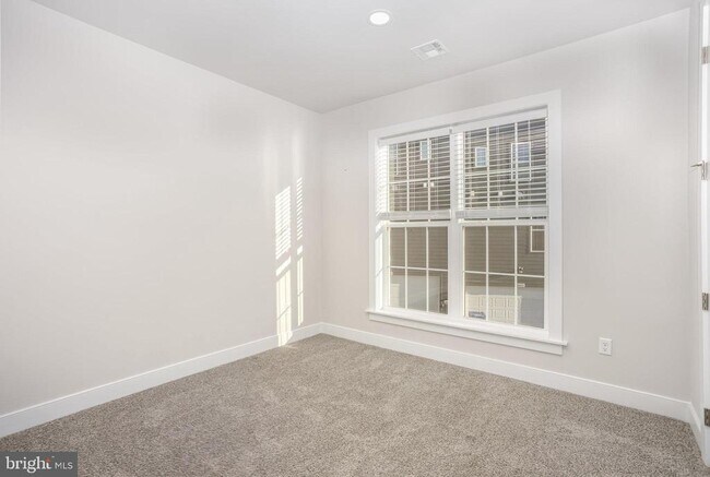 Building Photo - 3119 Herr St