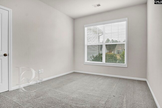 Building Photo - 807 Spring Cress Dr