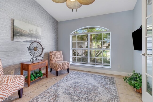 Building Photo - 2236 SW 27th St