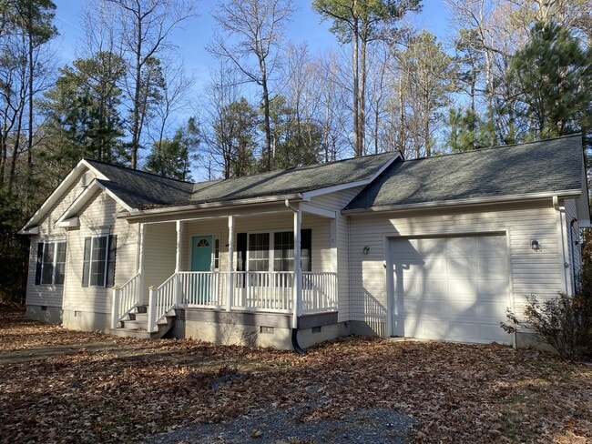Building Photo - 21 Fort King Dr