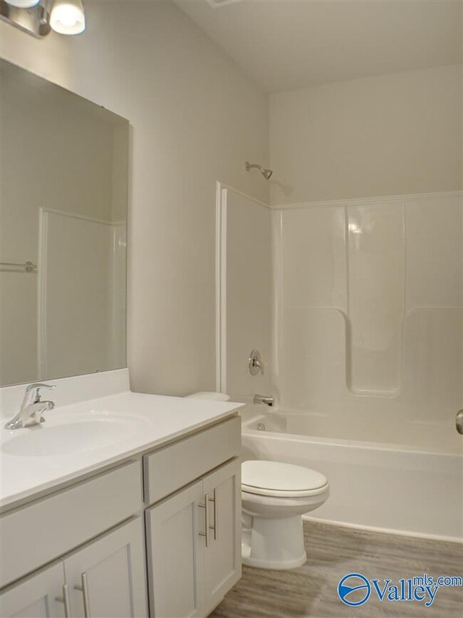 Building Photo - 105 Fern Valley Ct NW