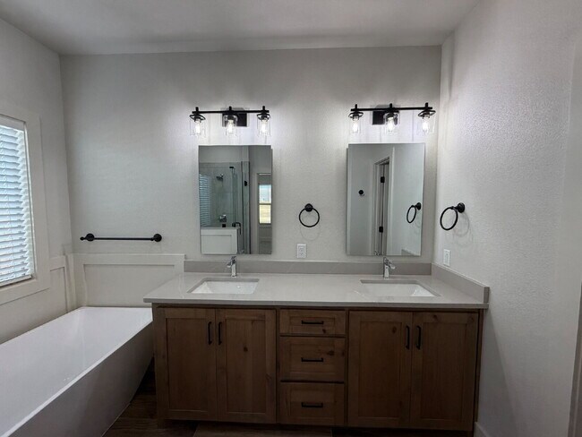 Building Photo - MOVE IN SPECIAL!! - Brand New Spacious 4-bedroom, 2-bathroom Wolfforth Haven