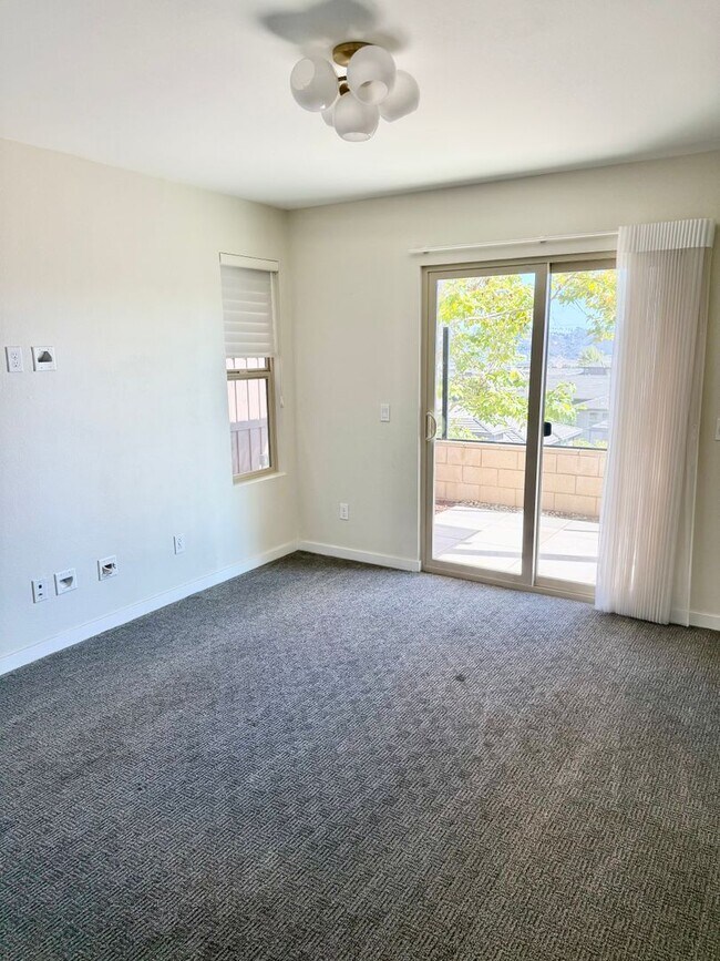 Building Photo - Amazing New Home at Civita