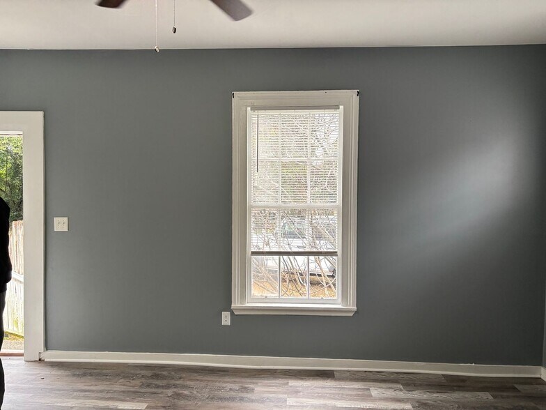 Building Photo - 228 Telfair St