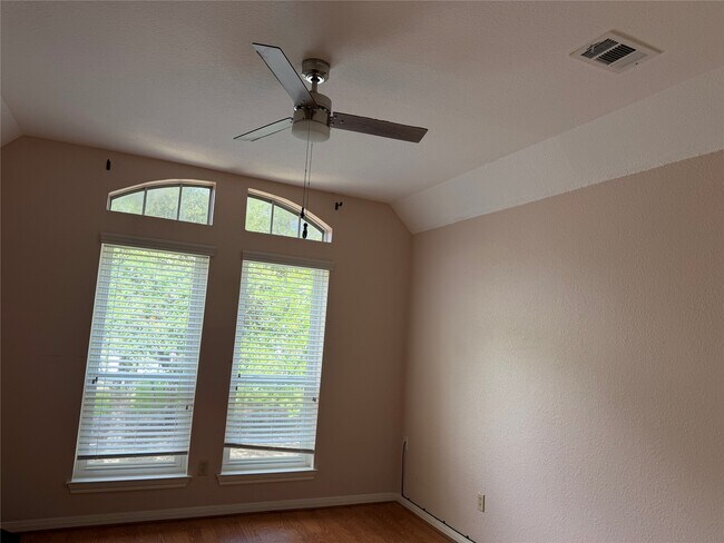 Building Photo - 3739 Elkins Rd