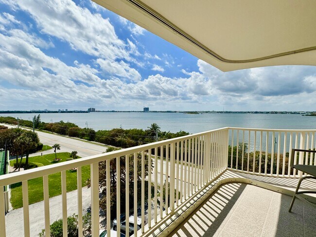 Building Photo - 5480 N Ocean Dr