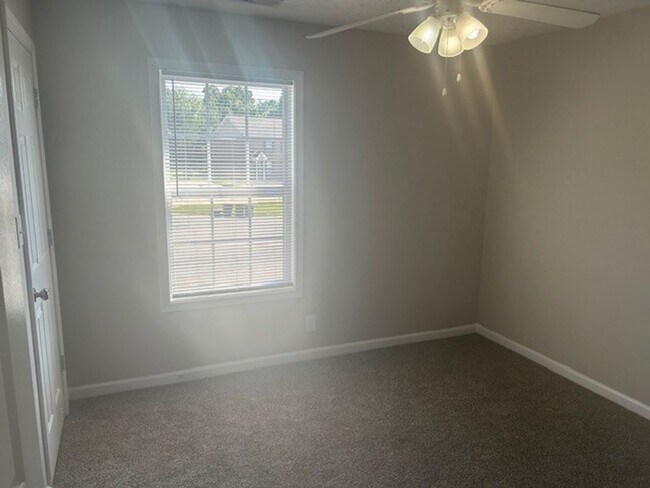 Building Photo - 822 Oak Arbor Ct