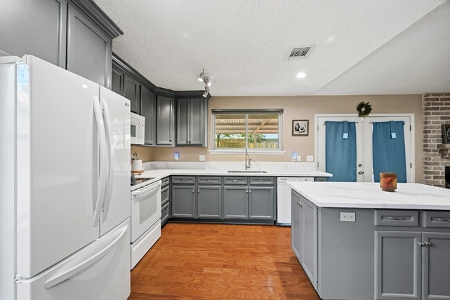 Building Photo - 17511 Favor Bend Ct