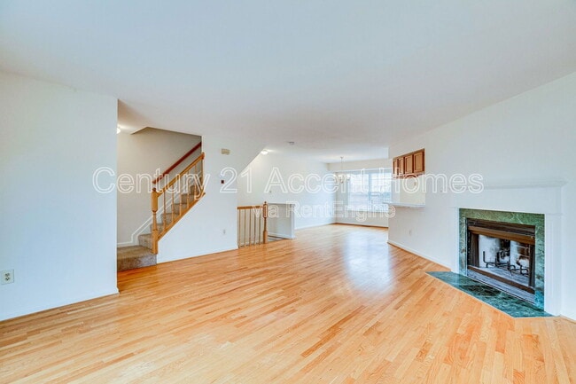 Building Photo - 6008 Keble Dr