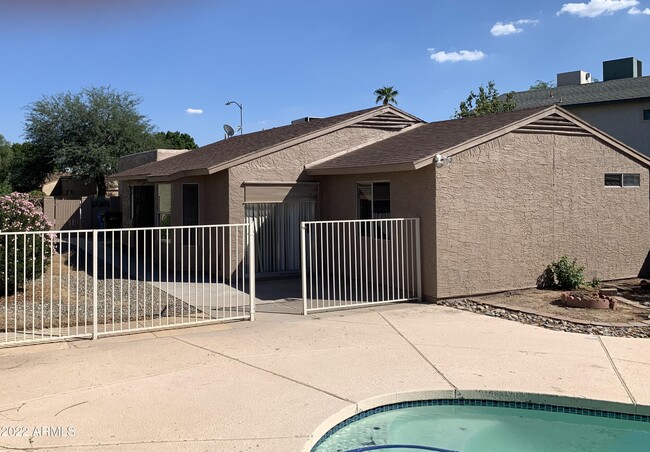 Building Photo - 19842 N 9th St