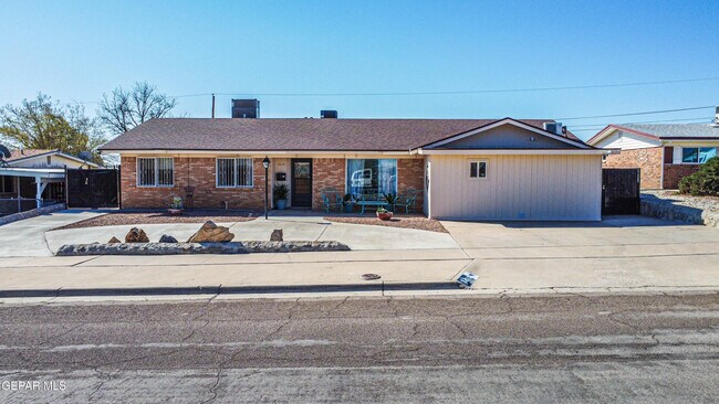 Primary Photo - 4640 Ambassador Dr