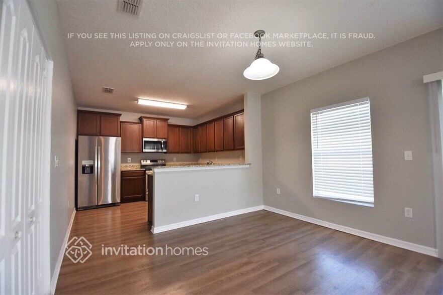 Building Photo - 3131 Queen Alexandria Dr