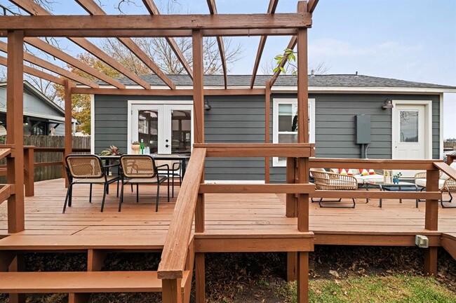 Building Photo - 5517 Avenue G