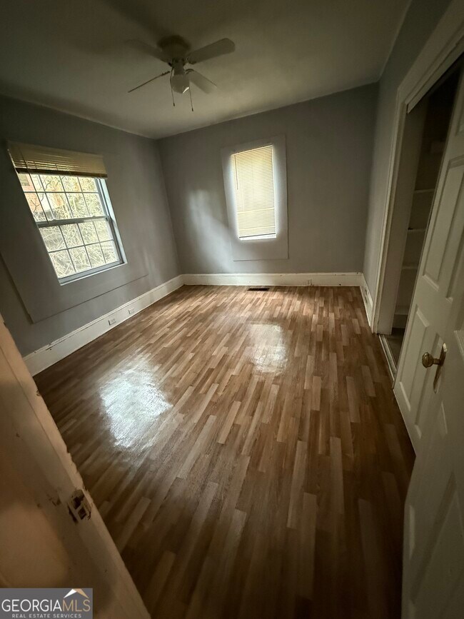 Building Photo - 2794 Napier Ave