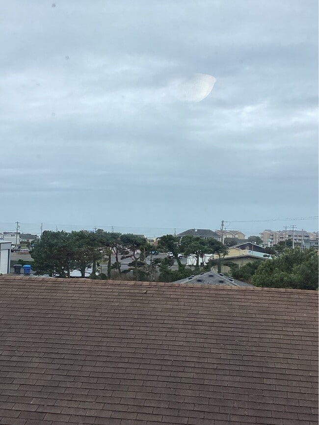 Building Photo - 912 SW 11th St