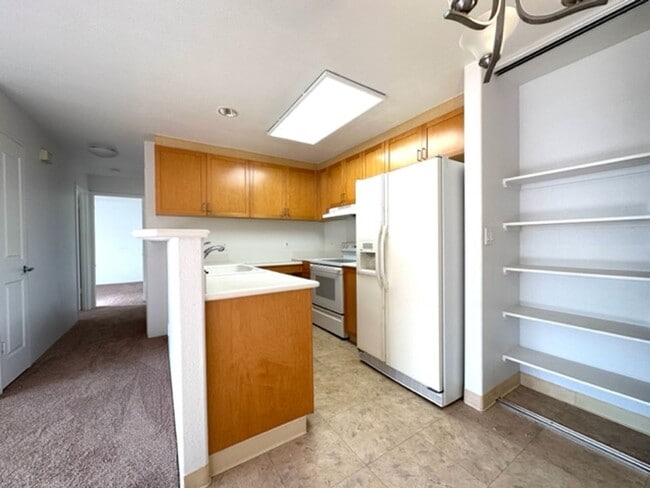 Building Photo - 2 Bedroom, 2 Bathroom, 2 Parking (Lalea at Hawaii Kai)