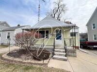 Building Photo - West Toledo 3-Bedroom Gem on Kingsbury Ave...