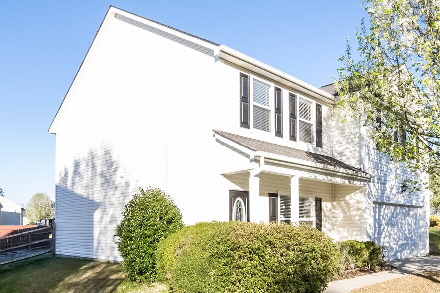 Building Photo - 1145 Ballina Way