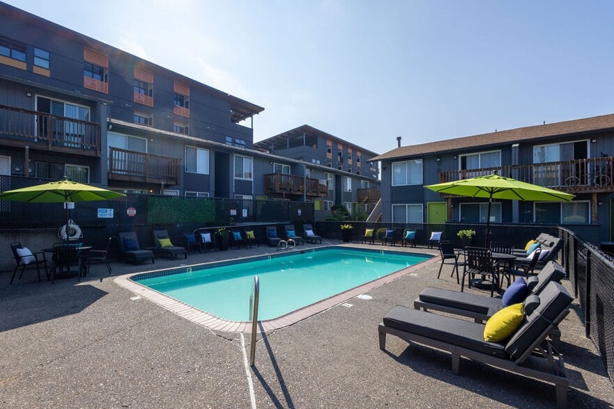 Building Photo - Moreland Place Apartments