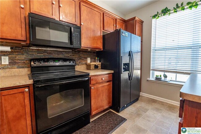 Building Photo - 2512 Gila Dr