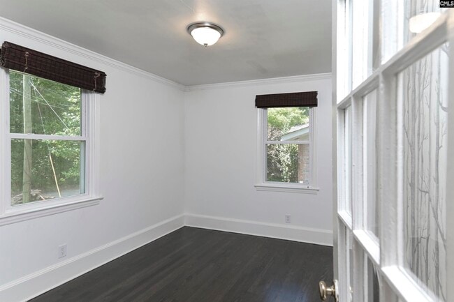 Building Photo - 1108 Rutland Ave