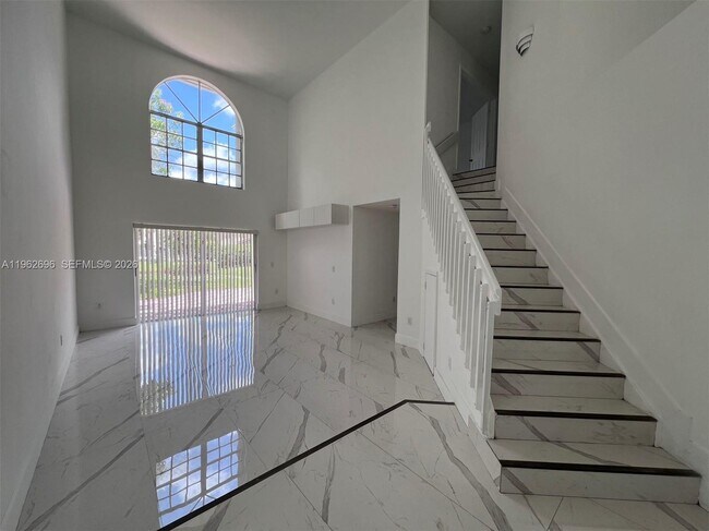 Building Photo - 109 Gables Blvd