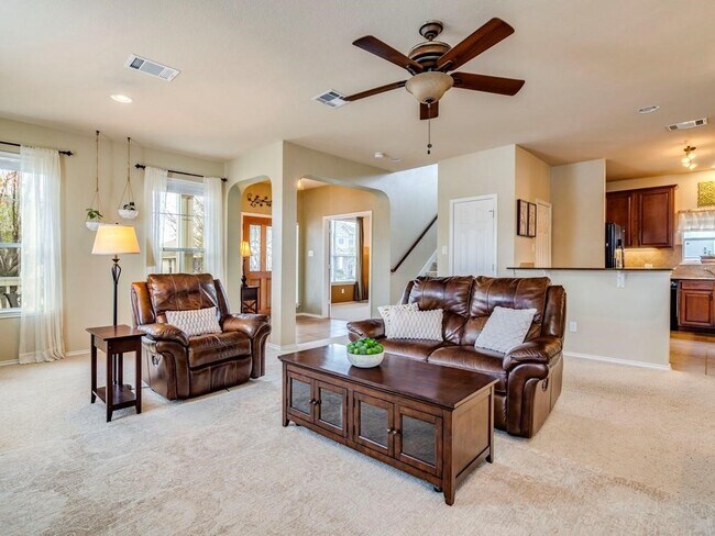 Building Photo - 611 Boca Chica Dr