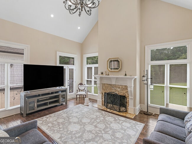 Building Photo - 1695 Whitley Rd