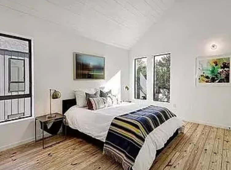 Building Photo - 1006 Cardinal Ln