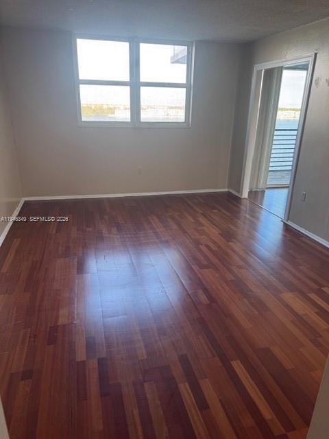 Building Photo - 1075 NE Miami Gardens Dr