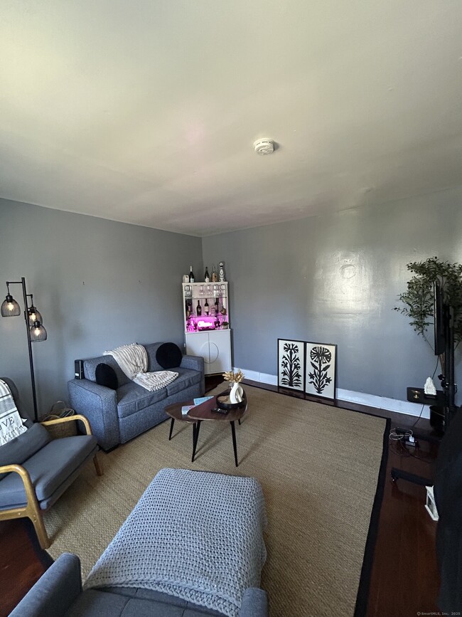 Building Photo - 222 Summerfield Ave