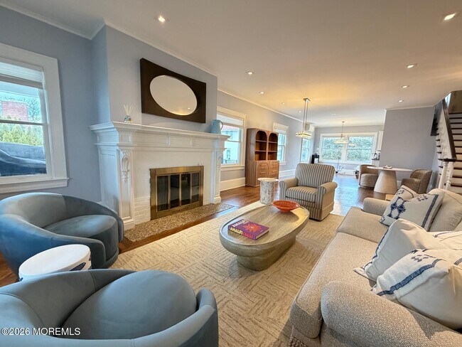 Building Photo - 125 Cedar Ave