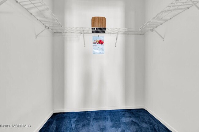 Building Photo - 807 Kingsley St