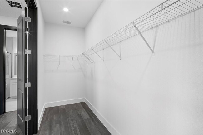 Building Photo - 4469 Enid Ln