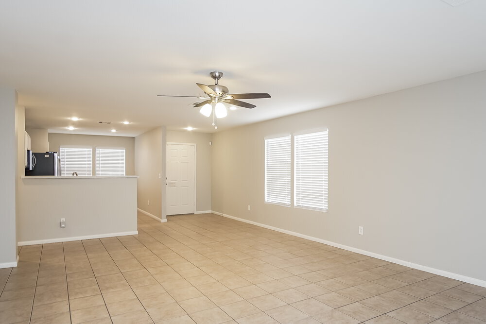 Building Photo - 881 Adobe Flat Dr
