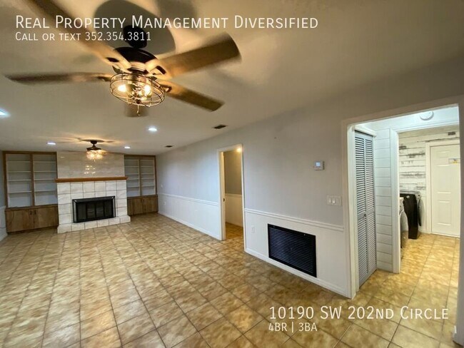 Building Photo - 10190 SW 202nd Cir