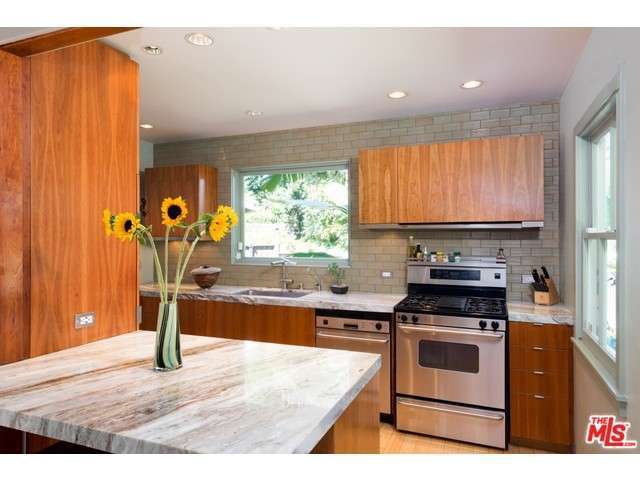 Building Photo - 8618 Appian Way