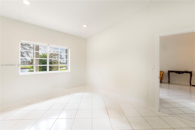 Building Photo - 14260 SW 57th Ln