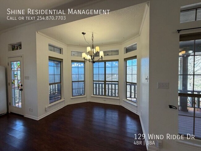 Building Photo - 129 Wind Ridge Dr