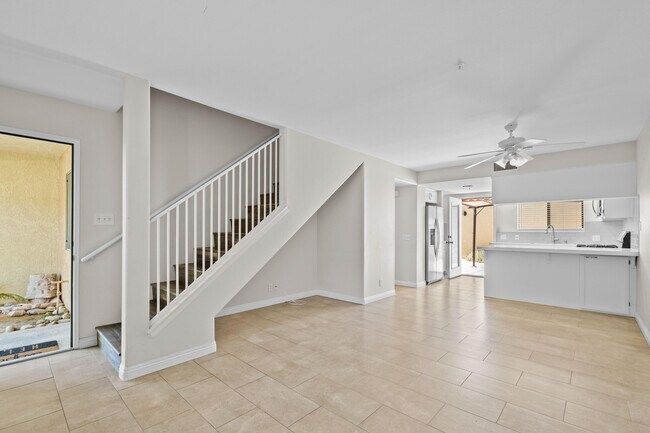 Building Photo - 424 Tava Ln