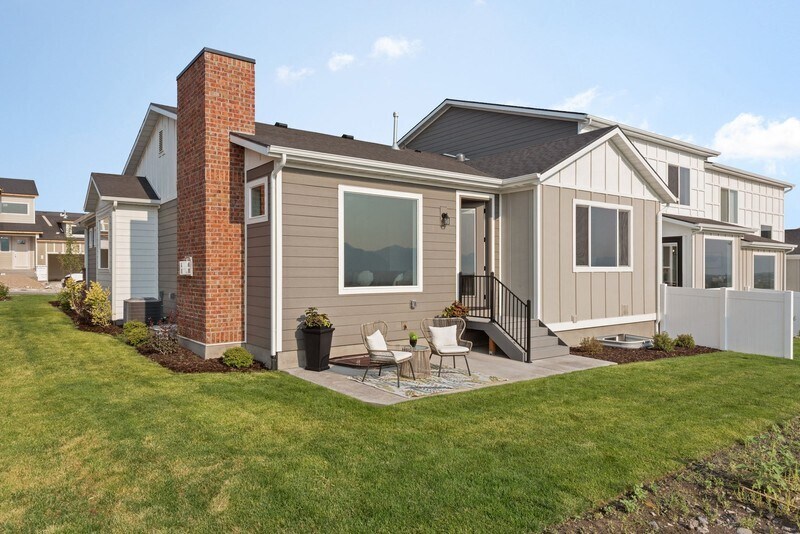 Building Photo - 14367 S Bella Vea Dr