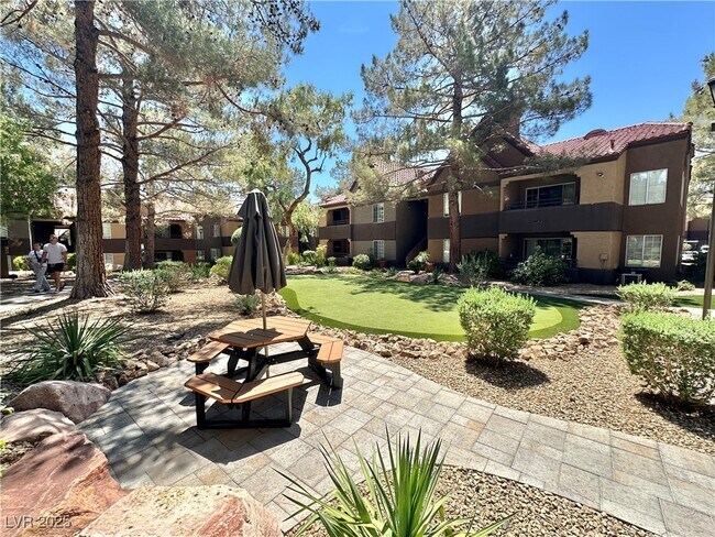 Building Photo - 2200 S Fort Apache Rd